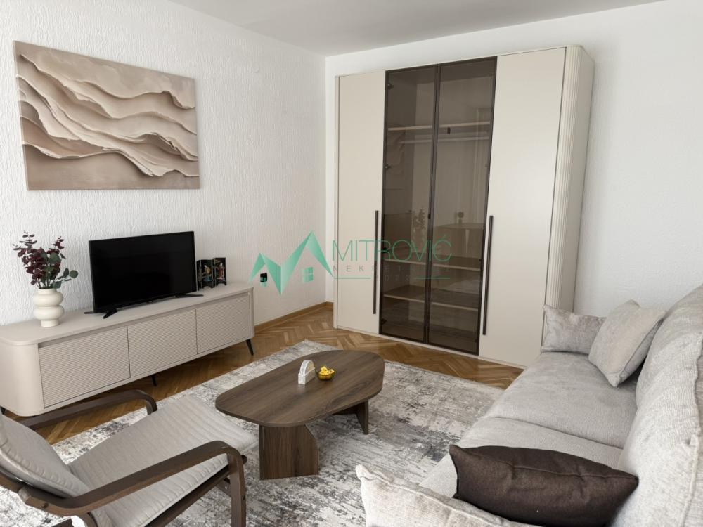Glavna slika -Jednoiposoban stan za izdavanje, 39m2, 600€
