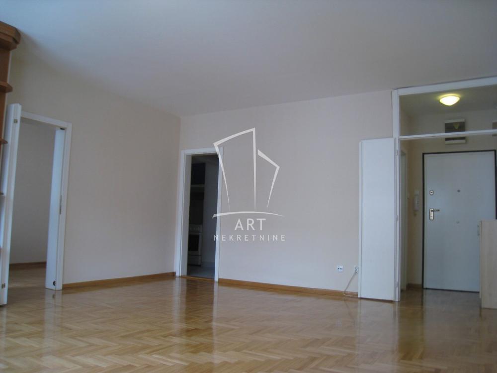 Slika 2 - Španskih boraca, Jednoiposoban stan za izdavanje, 50m2, 850€