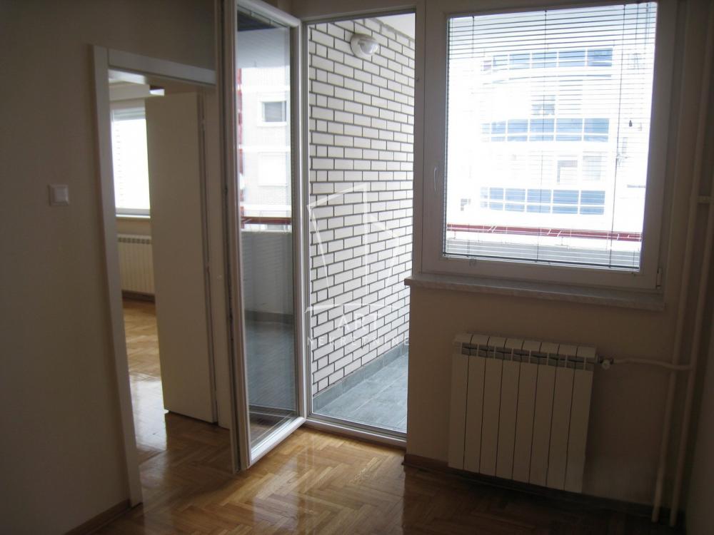 Slika 4 - Španskih boraca, Jednoiposoban stan za izdavanje, 50m2, 850€