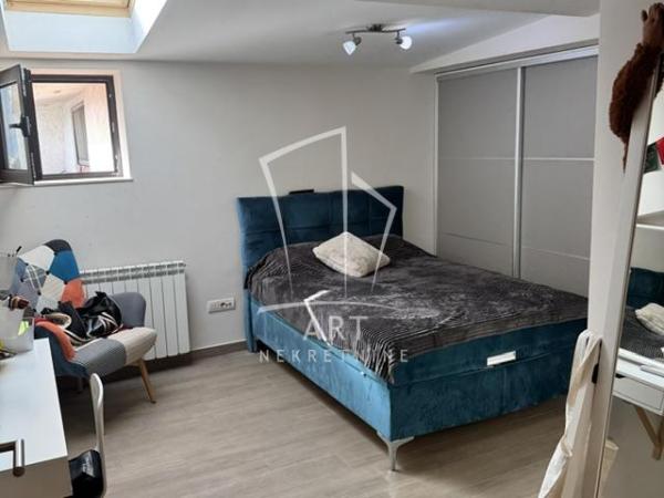 Slika 3 - Branka Krsmanovića, Četvorosoban stan na prodaju, 98m2, 380.000€