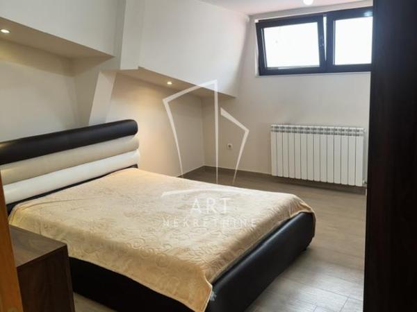 Slika 4 - Branka Krsmanovića, Četvorosoban stan na prodaju, 98m2, 380.000€