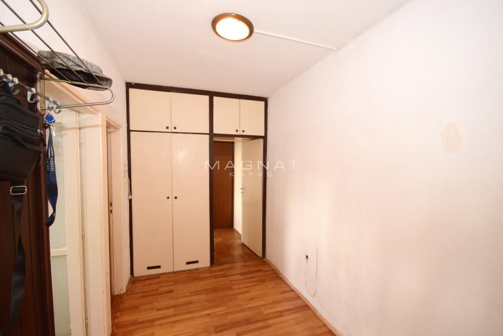 Slika 1 - Dr Zore Ilić Obradović, Dvosoban stan na prodaju, 67m2, 205.000€