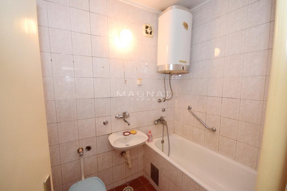Slika 2 - Dr Zore Ilić Obradović, Dvosoban stan na prodaju, 67m2, 205.000€