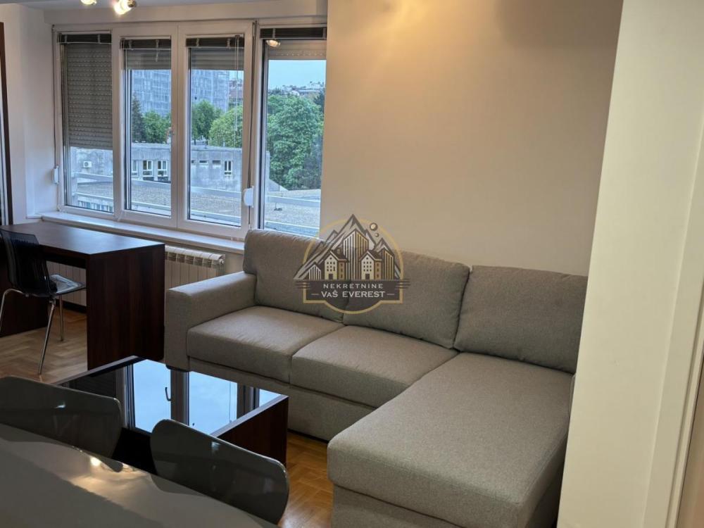 Glavna slika -Trosoban stan na prodaju, 42m2, 180.000€