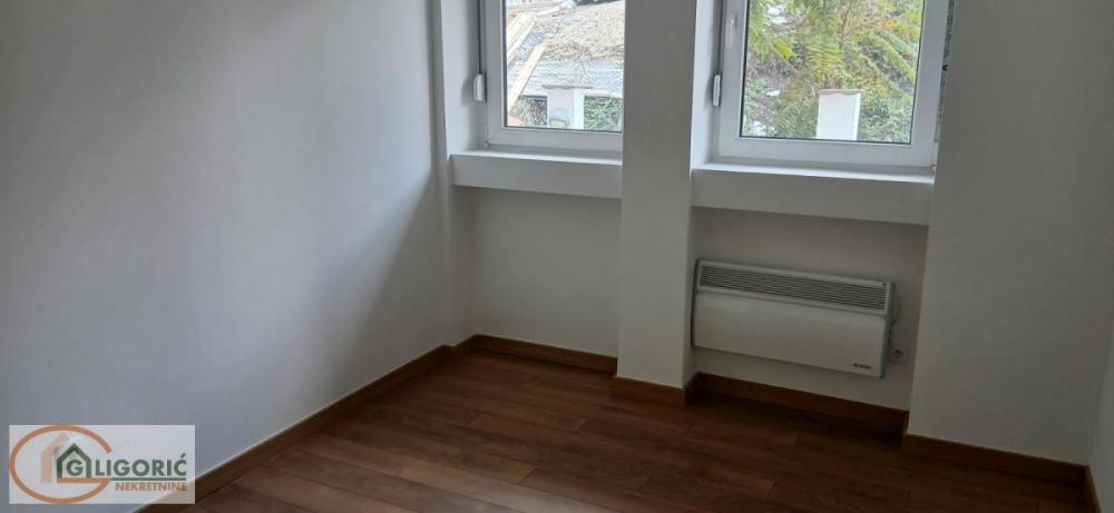 Slika 7 - Miće Orlovića, Četvorosoban stan na prodaju, 195m2, 695.000€
