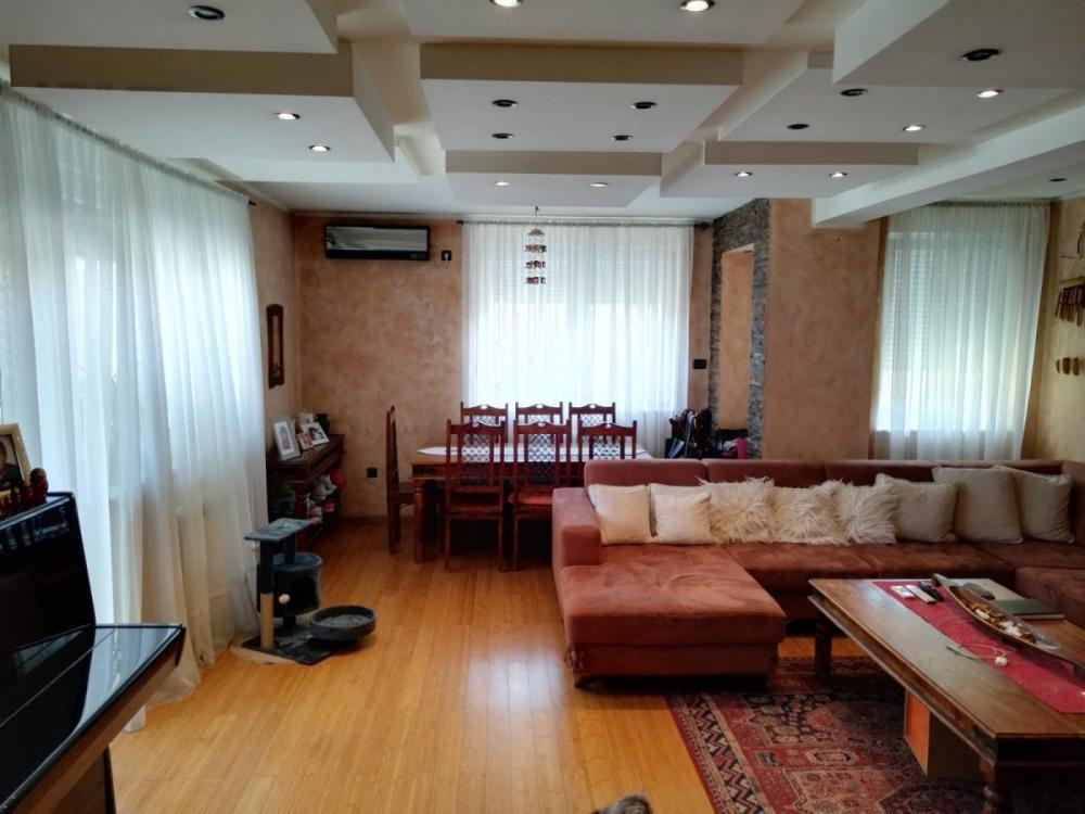 Slika 1 - Četvorosoban stan na prodaju, 115m2, 289.000€