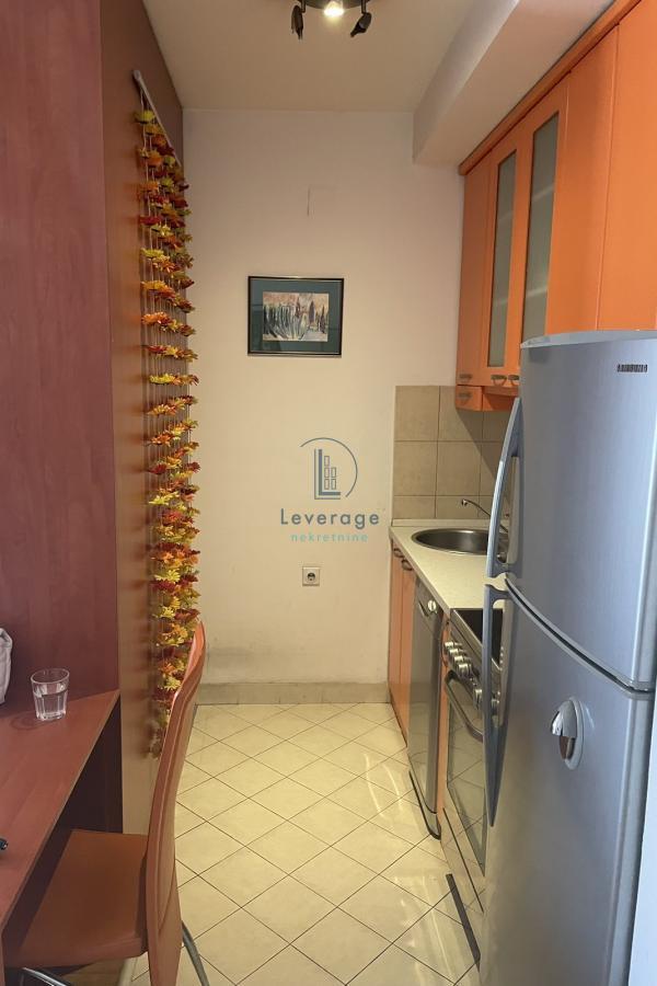 Slika 3 - Bulevar oslobođenja, Jednosoban stan za izdavanje, 35m2, 550€