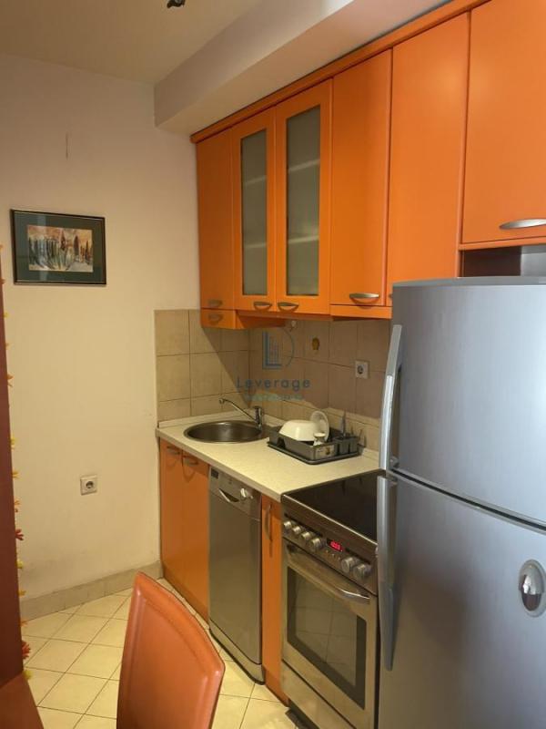 Slika 2 - Bulevar oslobođenja, Jednosoban stan za izdavanje, 35m2, 550€
