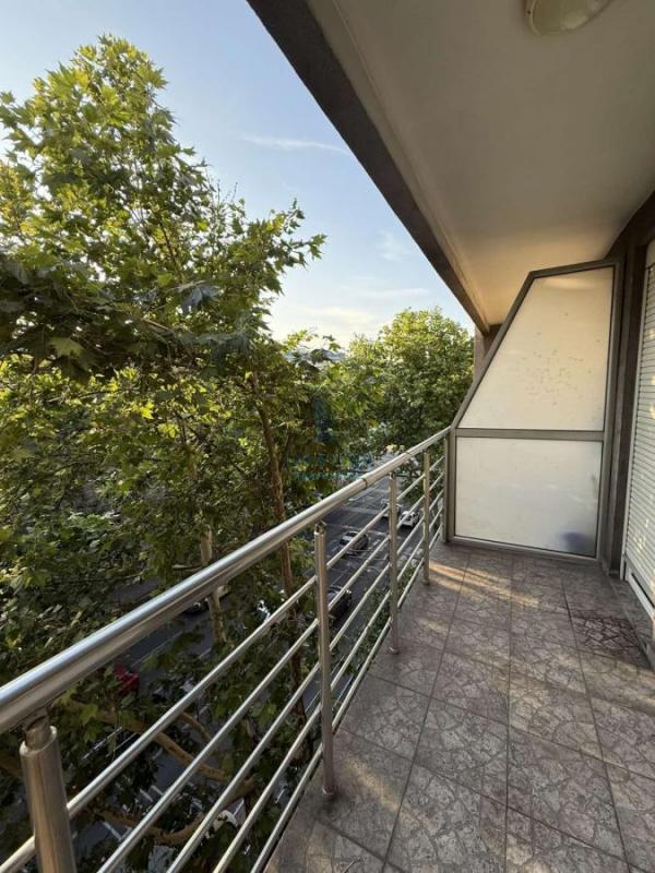 Slika 6 - Bulevar oslobođenja, Jednosoban stan za izdavanje, 35m2, 550€