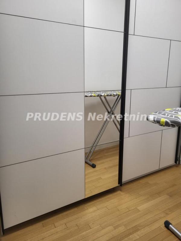 Slika 9 - Petra Kočića, Troiposoban stan za izdavanje, 81m2, 1.200€
