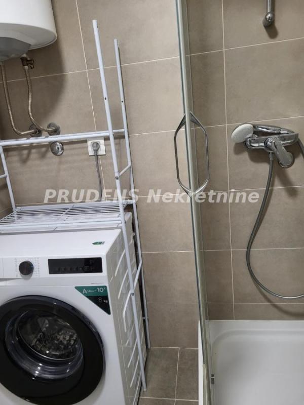 Slika 11 - Petra Kočića, Troiposoban stan za izdavanje, 81m2, 1.200€
