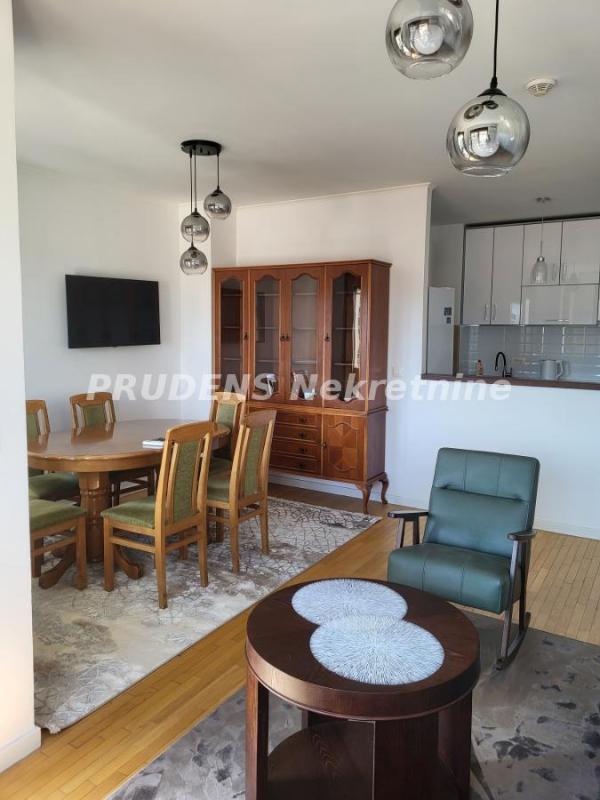 Slika 1 - Petra Kočića, Troiposoban stan za izdavanje, 81m2, 1.200€