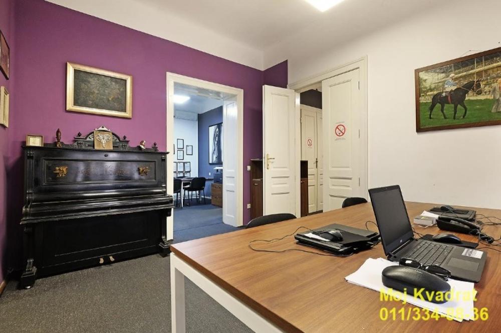 Slika 4 - Petosoban stan za izdavanje, 130m2, 1.200€