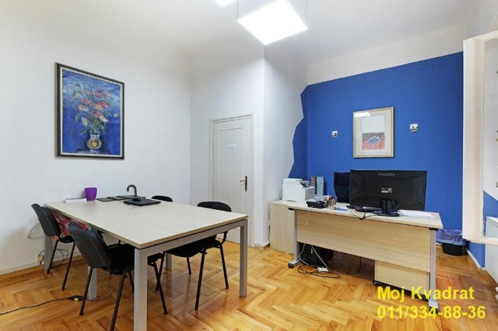 Slika 8 - Petosoban stan za izdavanje, 130m2, 1.200€