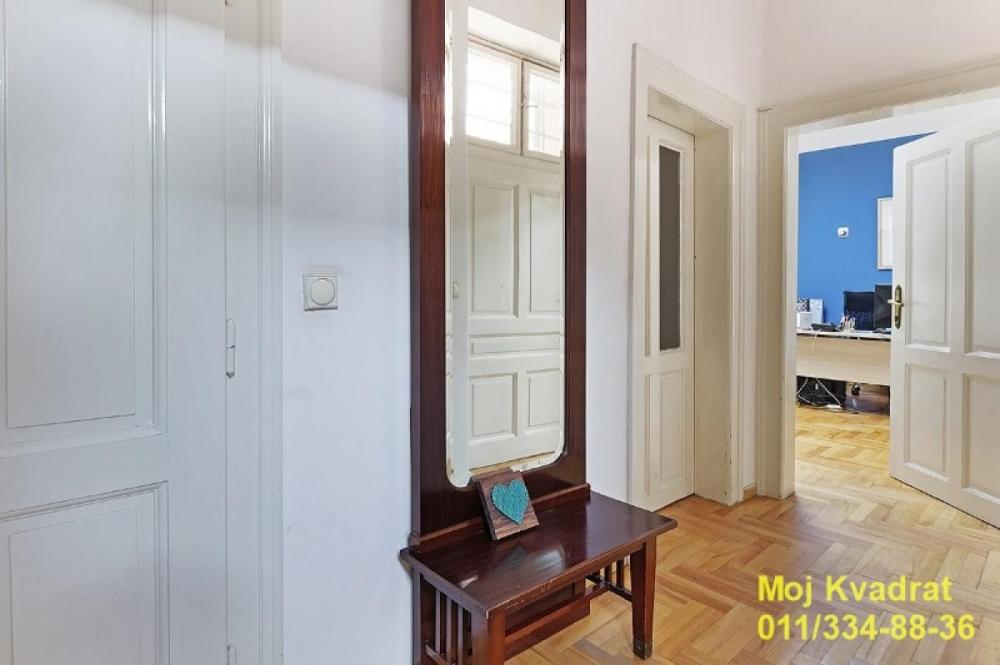 Slika 11 - Petosoban stan za izdavanje, 130m2, 1.200€