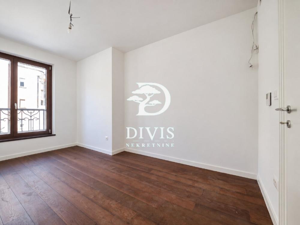 Slika 10 - Beogradska , Trosoban stan na prodaju, 130m2, 715.000€