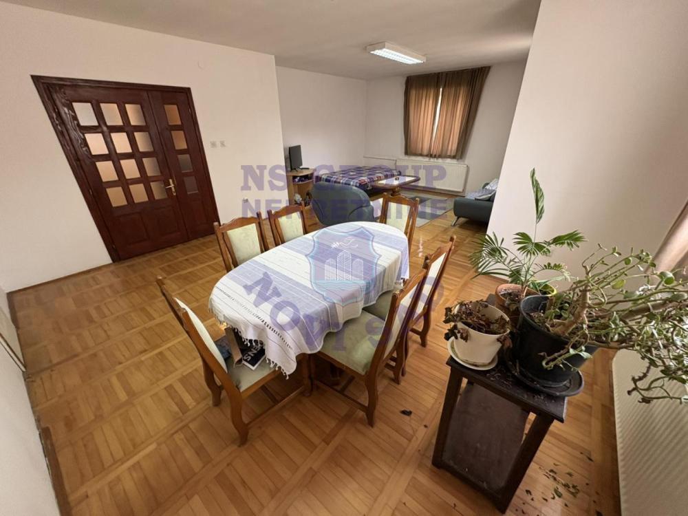 Glavna slika - Kuća na prodaju, 186m2, 247.200€
