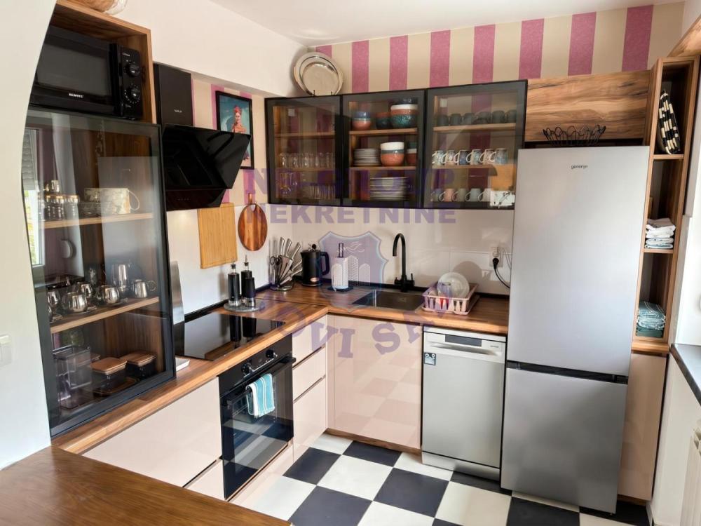 Slika 4 -  Kuća na prodaju, 276m2, 370.800€