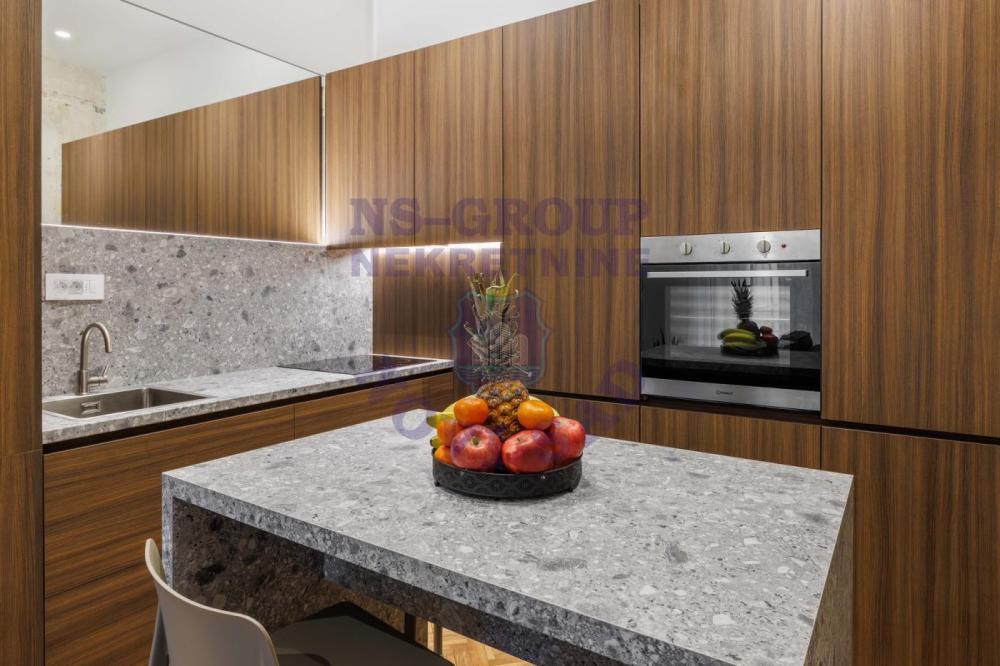 Slika 9 - Četvoroiposoban stan na prodaju, 130m2, 515.000€