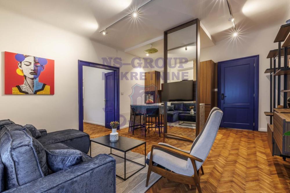 Glavna slika -Četvoroiposoban stan na prodaju, 130m2, 515.000€