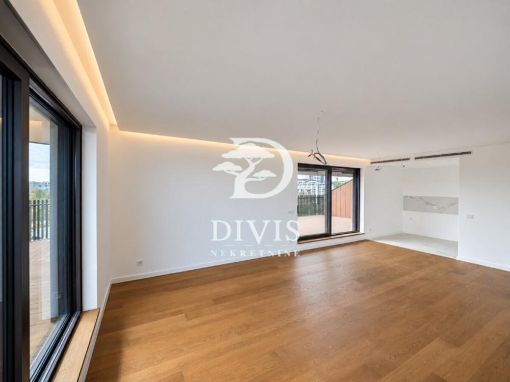 Slika 1 - Omladinskih brigada, Trosoban stan na prodaju, 170m2, 790.000€
