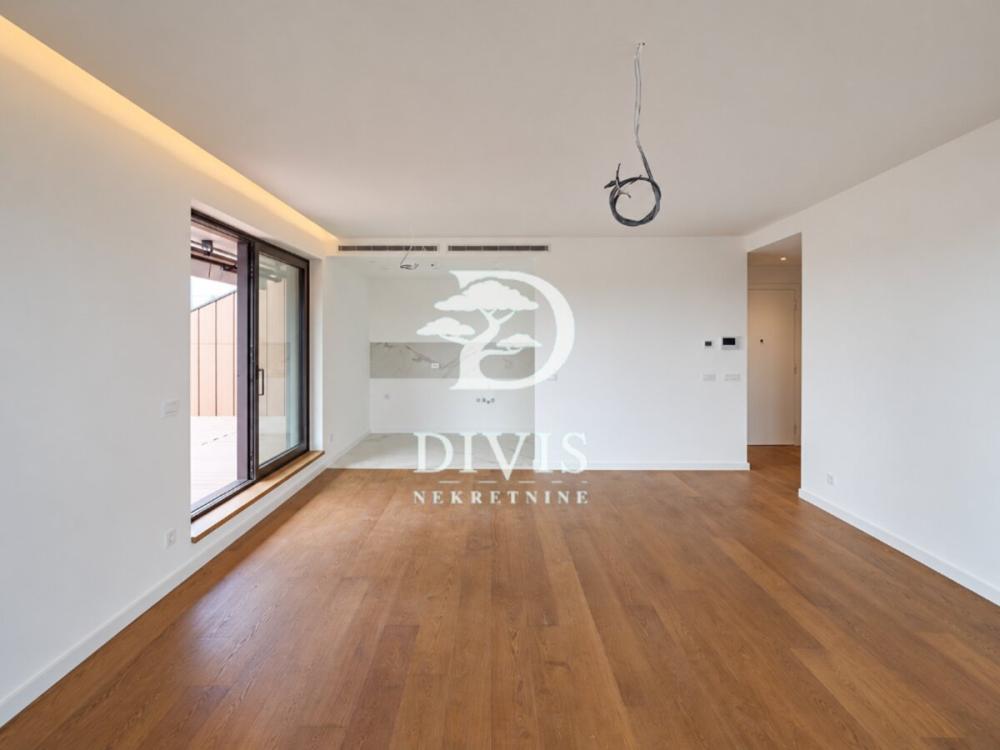 Slika 2 - Omladinskih brigada, Trosoban stan na prodaju, 170m2, 790.000€