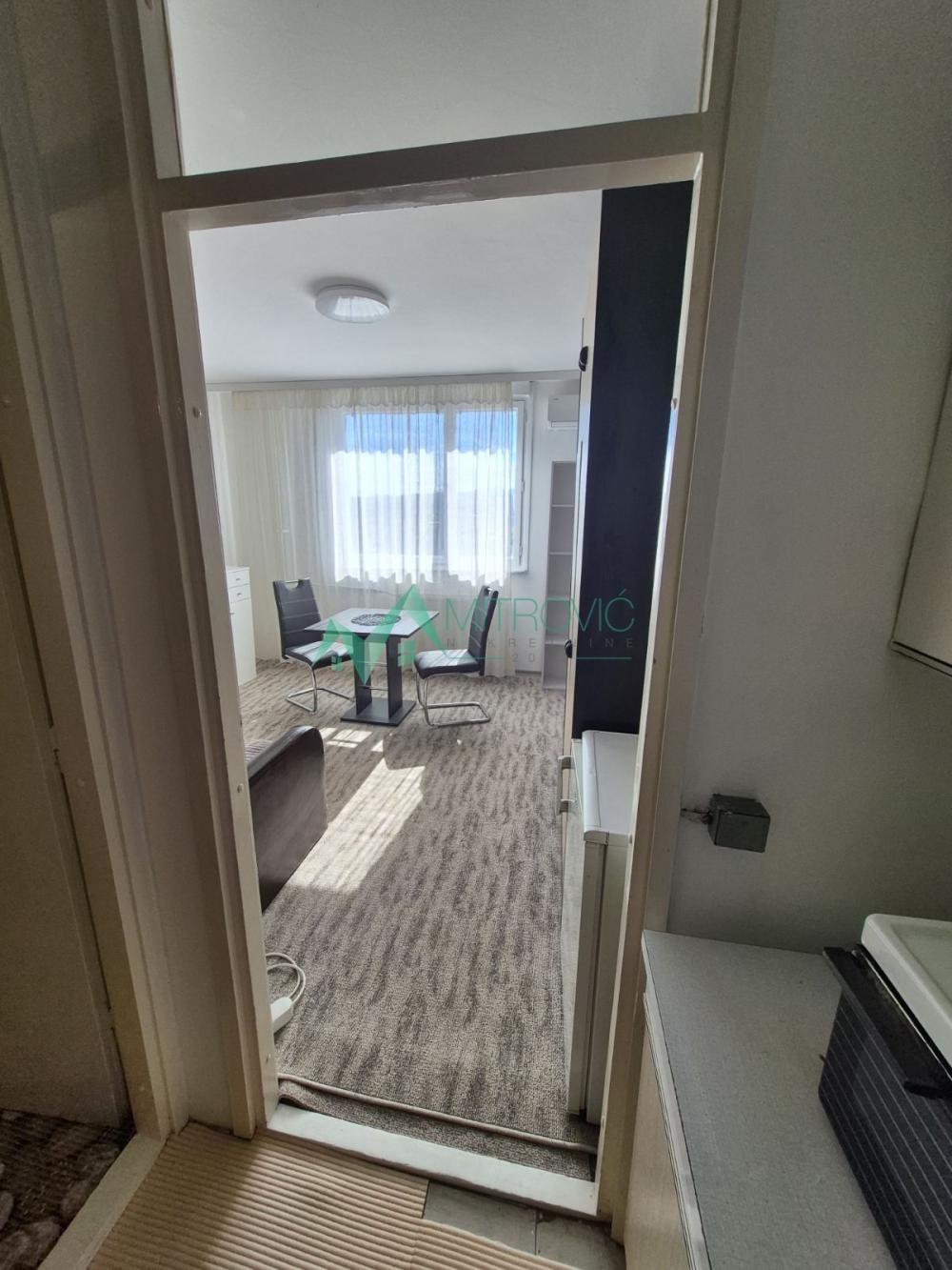 Slika 11 -  Stan za izdavanje, 20m2, 300€