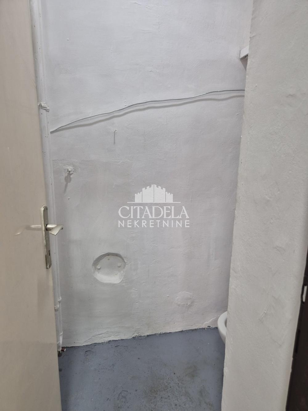 Slika 7 - Stevana Brakusa,  Lokal za izdavanje, 22m2, 300€