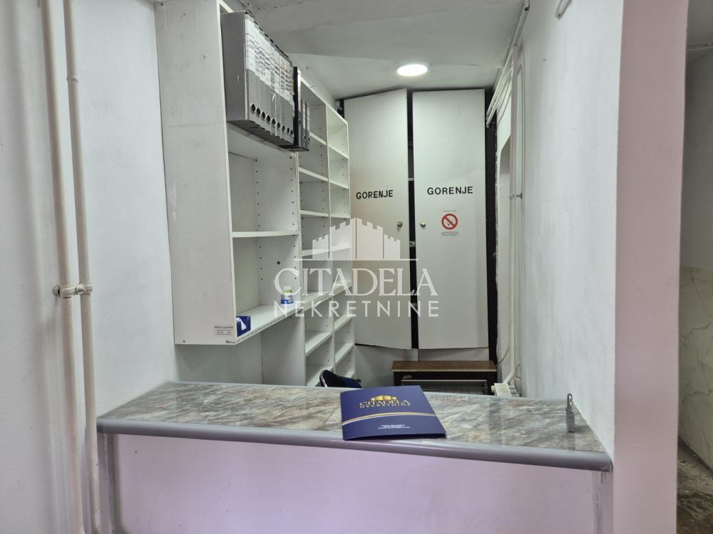 Slika 2 - Stevana Brakusa,  Lokal za izdavanje, 22m2, 300€