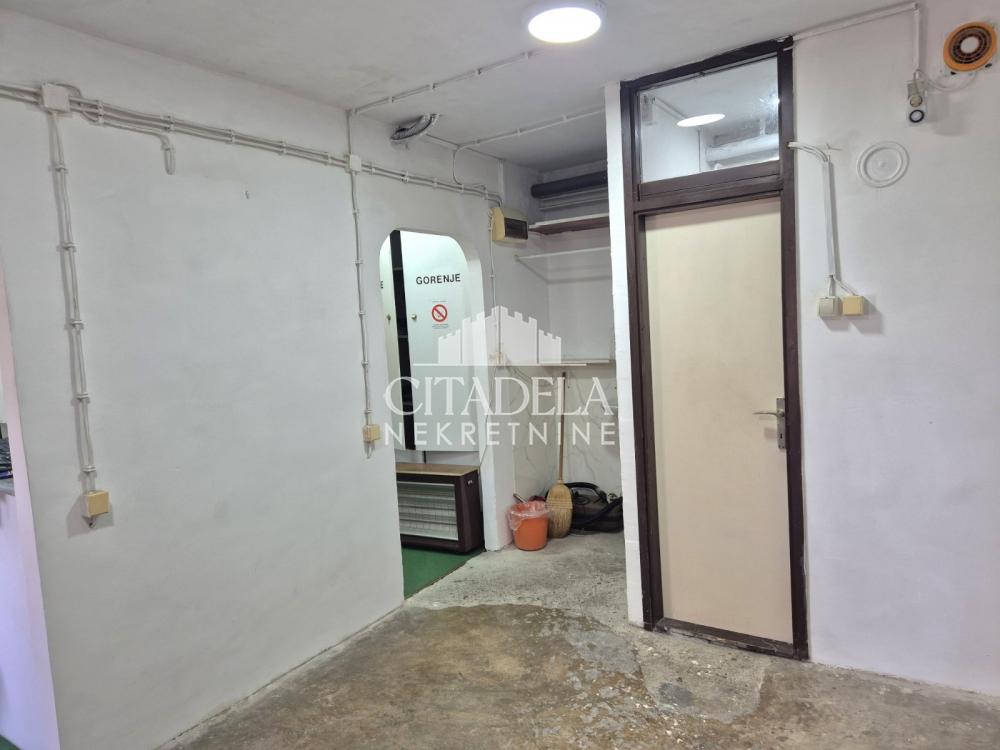 Slika 5 - Stevana Brakusa,  Lokal za izdavanje, 22m2, 300€