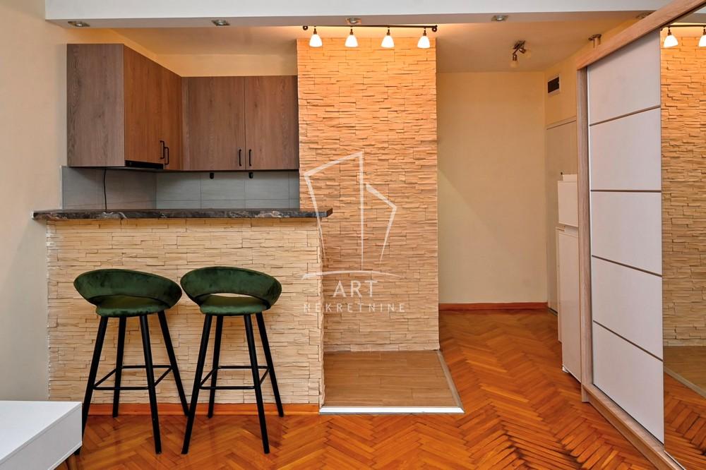 Slika 3 - Mileševska,  Stan za izdavanje, 26m2, 850€