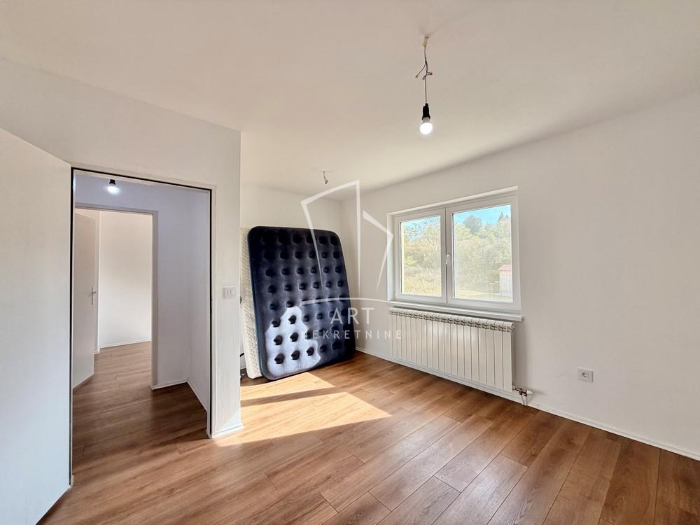 Slika 11 - Milovana Vidakovića,  Kuća na prodaju, 138m2, 160.000€