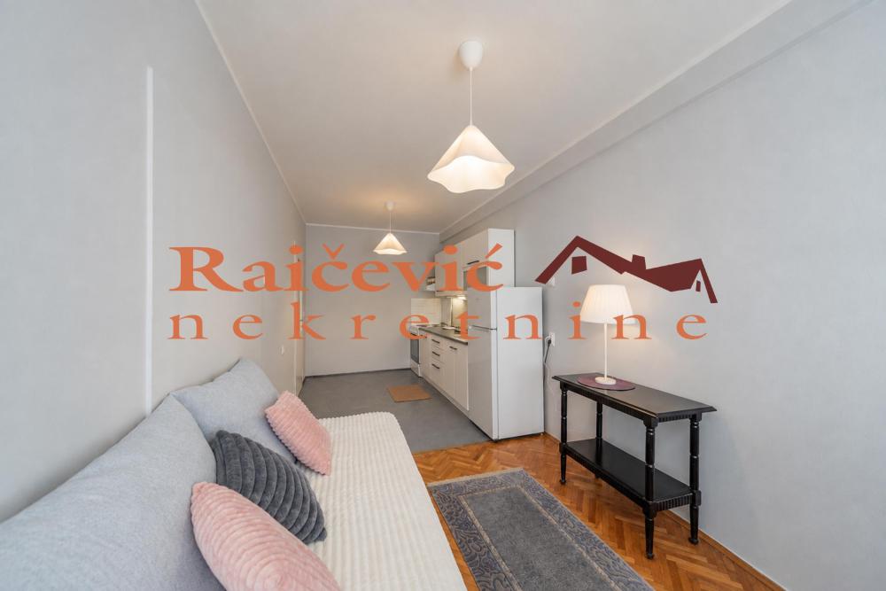 Slika 4 - Carlija Caplina, Jednoiposoban stan za izdavanje, 42m2, 550€