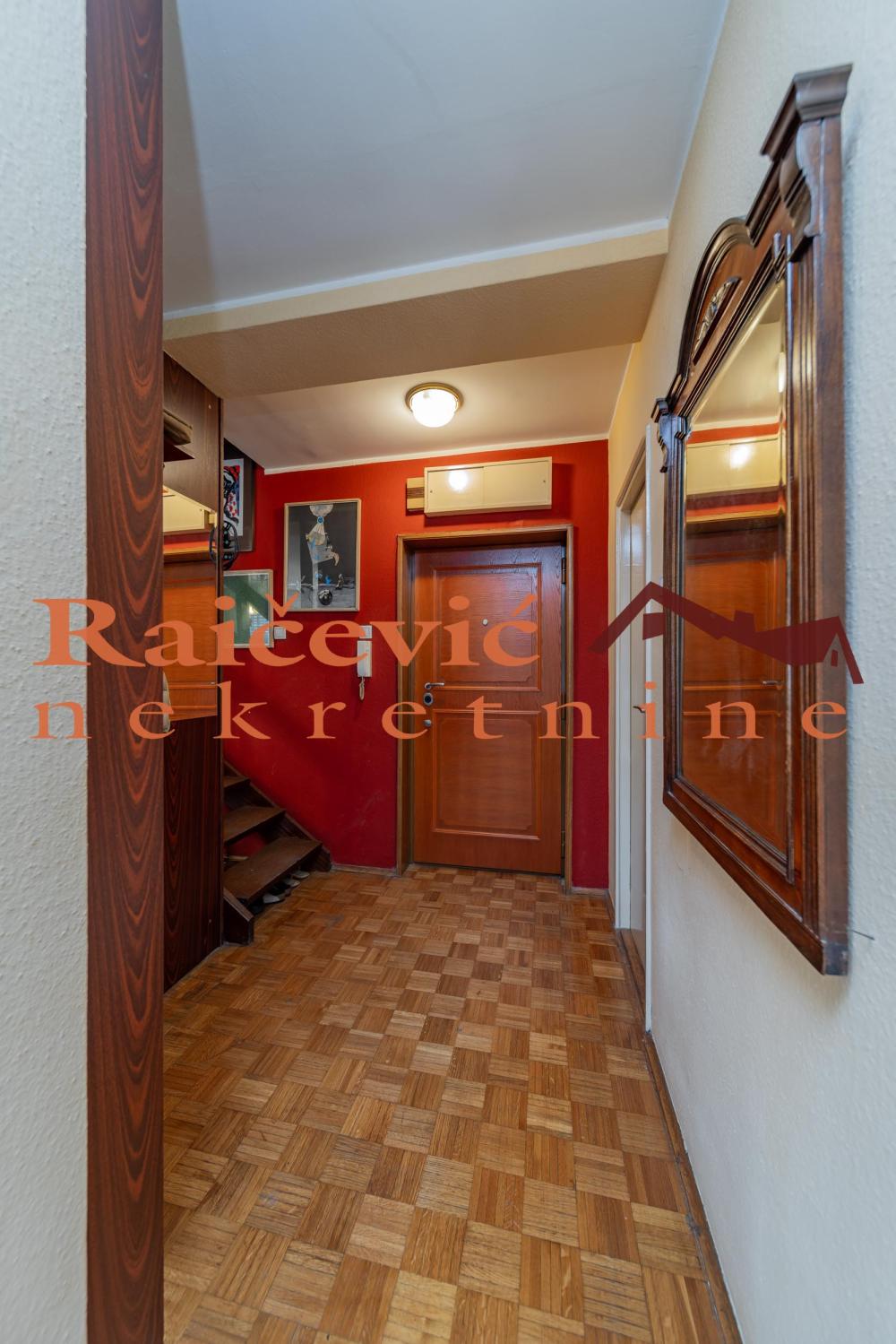 Slika 7 - Sime Igumanova, Troiposoban stan na prodaju, 97m2, 329.000€