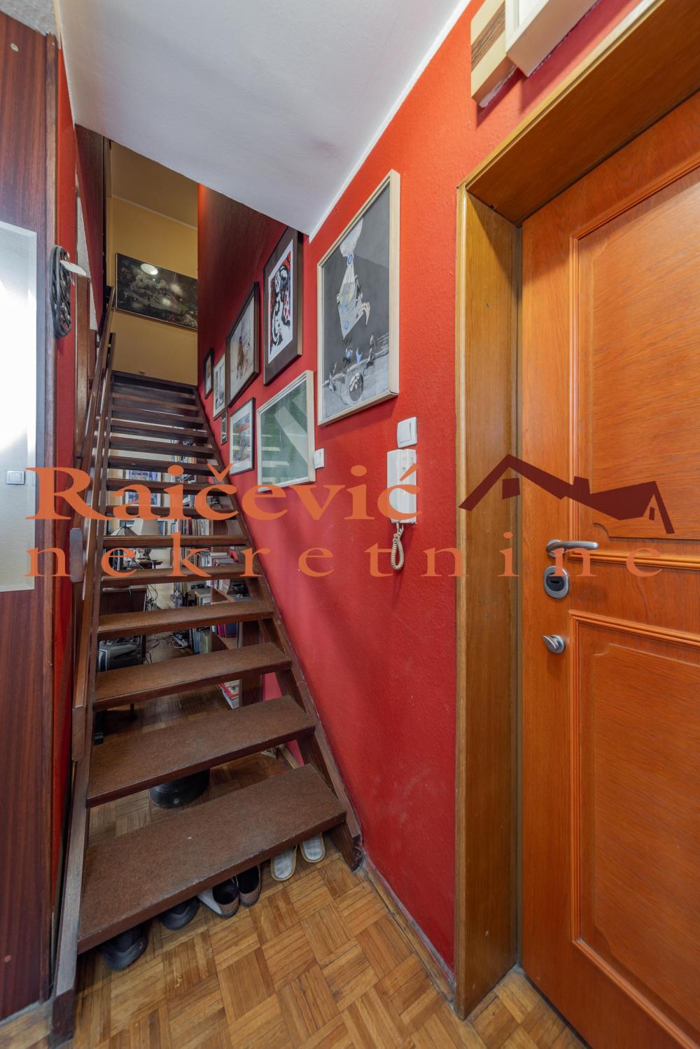 Slika 10 - Sime Igumanova, Troiposoban stan na prodaju, 97m2, 329.000€