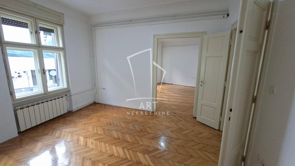 Slika 10 - Maršala Birjuzova, Trosoban stan za izdavanje, 76m2, 1.400€