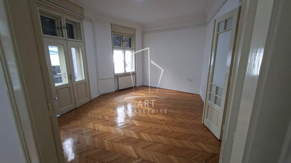 Slika 2 - Maršala Birjuzova, Trosoban stan za izdavanje, 76m2, 1.400€