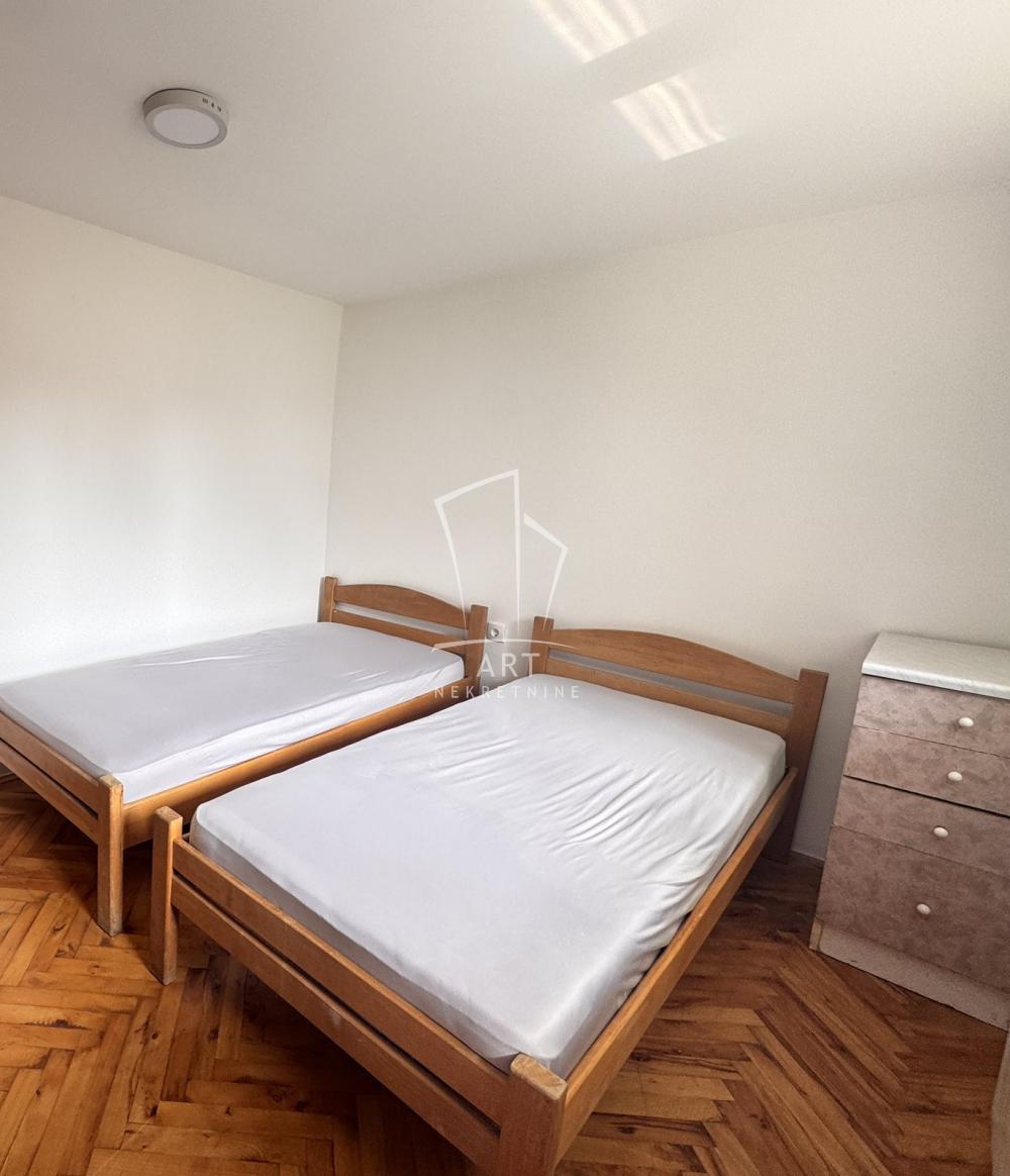 Slika 2 - Devojačka, Dvosoban stan za izdavanje, 68m2, 300€