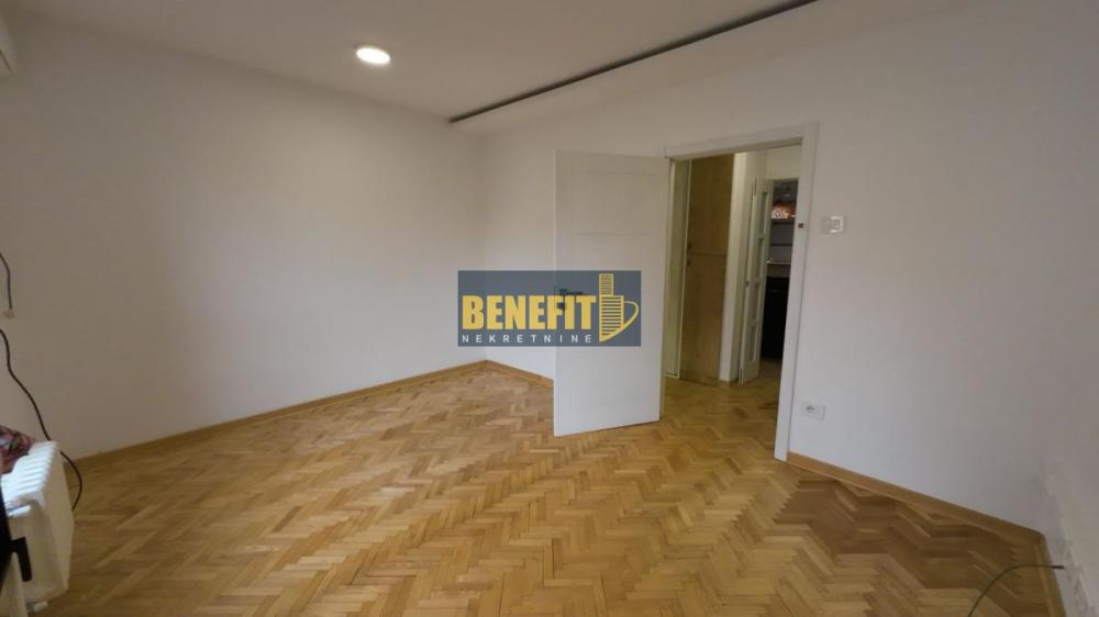 Slika 8 - Troiposoban stan za izdavanje, 96m2, 1.200€