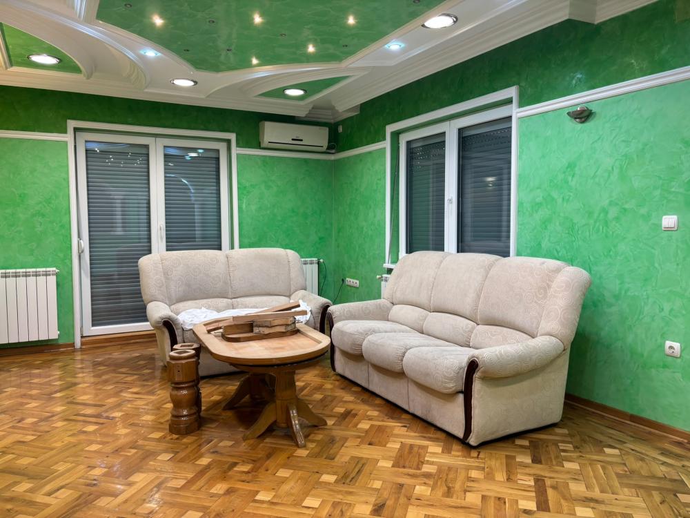 Slika 6 - Vojni put 2.,  Kuća za izdavanje, 240m2, 2.000€