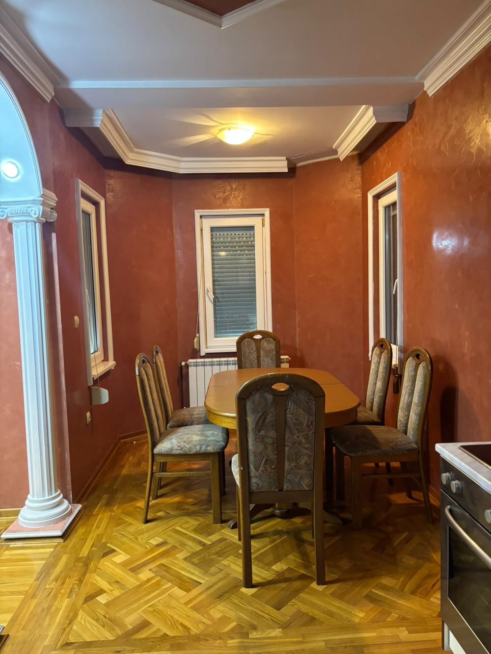 Slika 5 - Vojni put 2.,  Kuća za izdavanje, 240m2, 2.000€