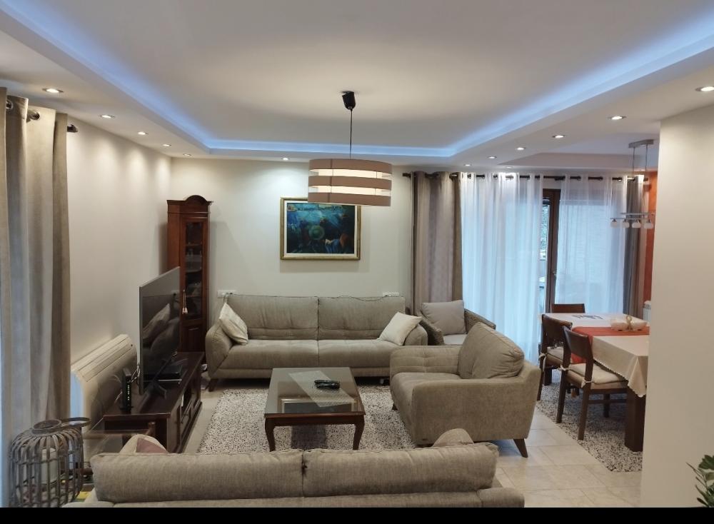 Slika 5 - Ledi Pedžet, Četvorosoban stan za izdavanje, 115m2, 2.800€