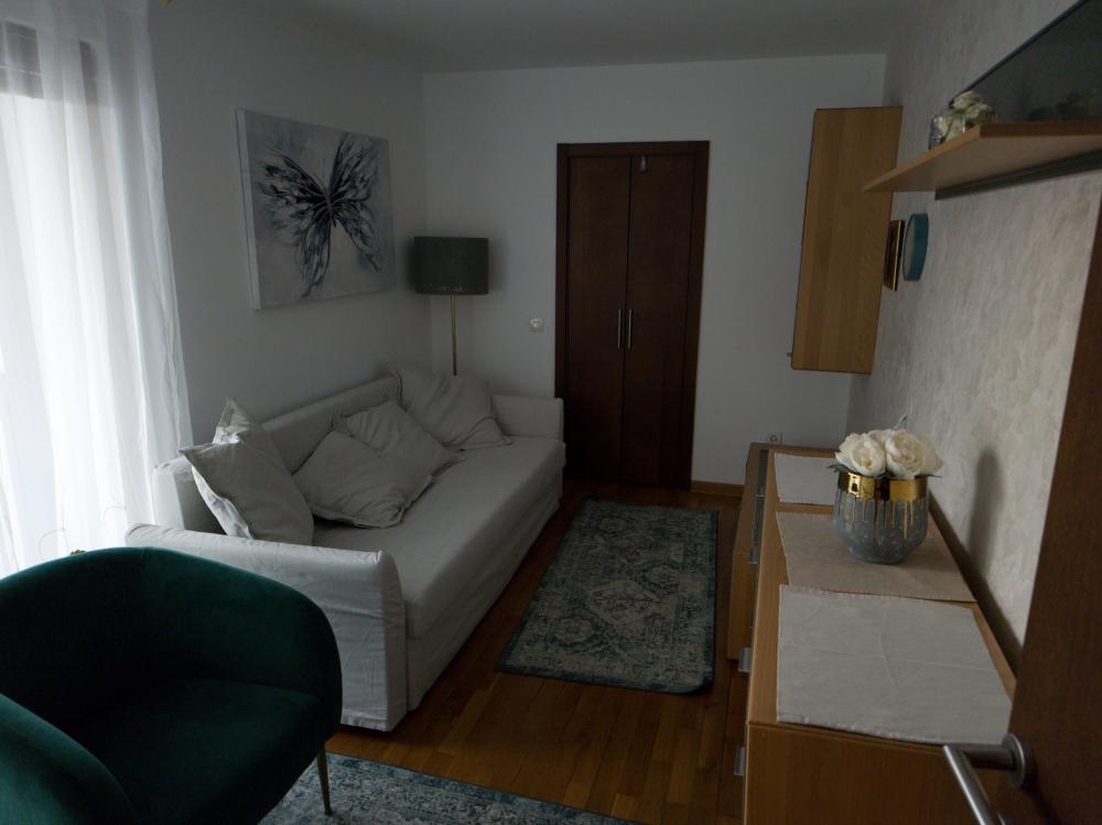 Slika 11 - Ledi Pedžet, Četvorosoban stan za izdavanje, 115m2, 2.800€