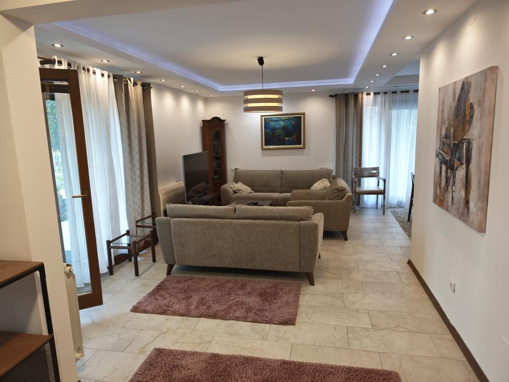 Slika 6 - Ledi Pedžet, Četvorosoban stan za izdavanje, 115m2, 2.800€