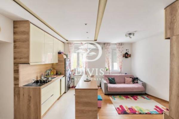 Glavna slika -Gospodara Vučića, Dvoiposoban stan na prodaju, 57m2, 282.000€