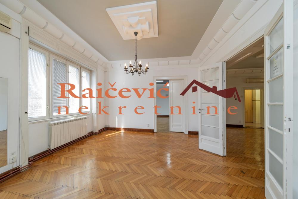 Slika 8 - Marsala Birjuzova, Šestoiposoban stan na prodaju, 150m2, 690.000€