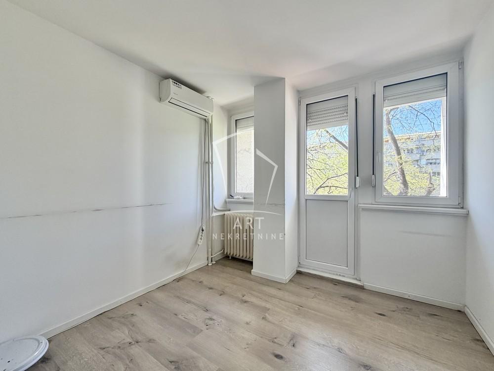 Slika 4 - Bulevar Mihajla Pupina, Trosoban stan za izdavanje, 77m2, 700€