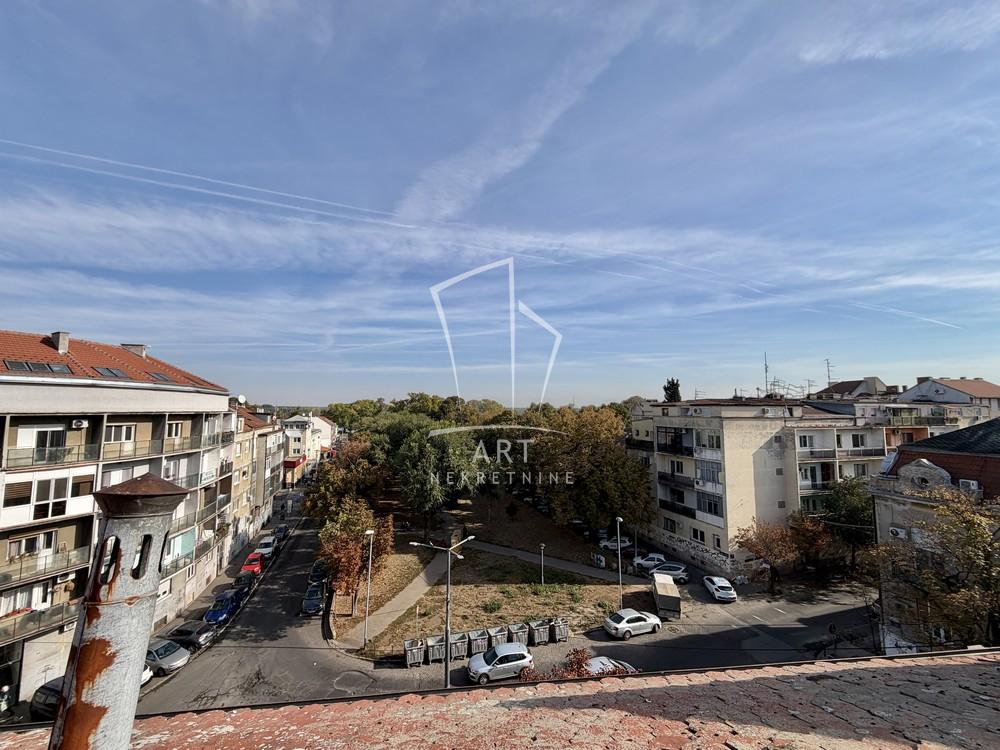 Slika 1 - Dr Petra Markovića, Četvorosoban stan na prodaju, 62m2, 290.000€