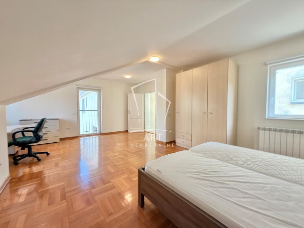 Slika 8 - Sibinjanin Janka, Četvoroiposoban stan na prodaju, 117m2, 440.000€
