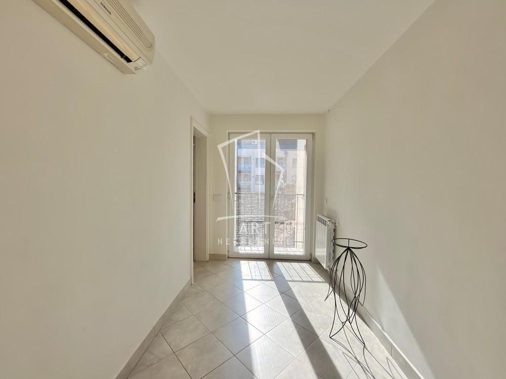 Slika 10 - Sibinjanin Janka, Četvoroiposoban stan na prodaju, 117m2, 440.000€
